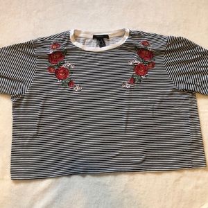 Forever 21 boxy crop stripped shirt rose flower detail size medium